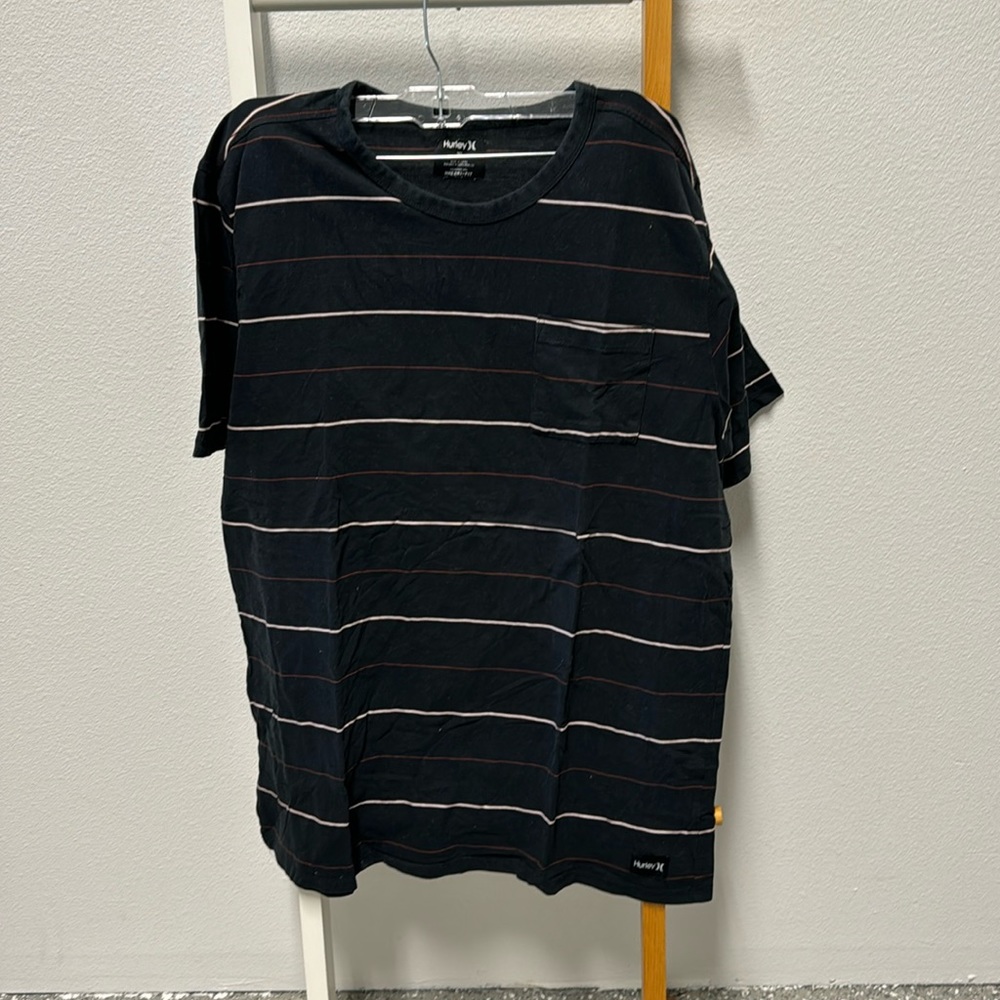 Men’s Hurley x Nike dry fit XL pocket T-shirt